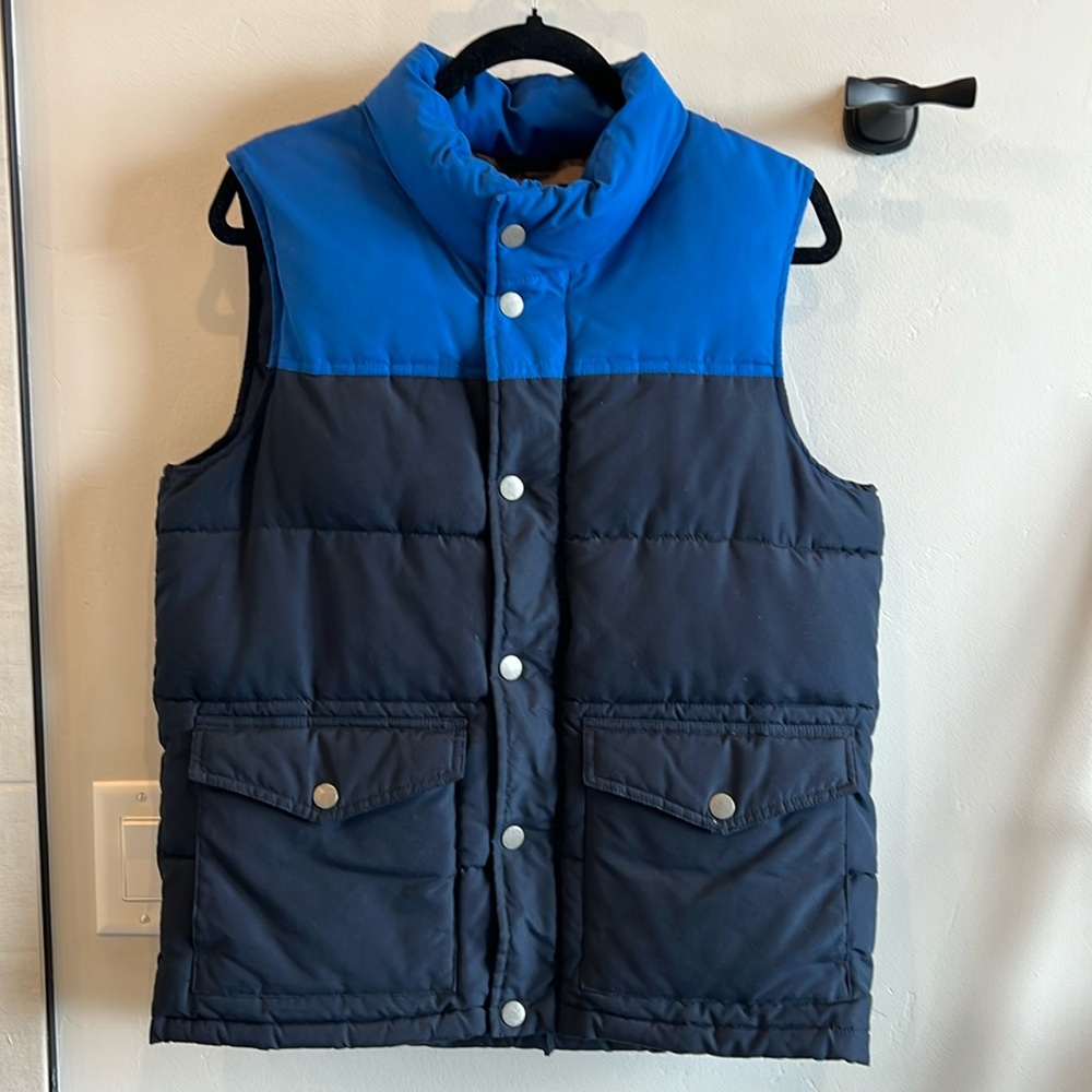 Vintage navy & blue down vest w/ tan interior by Old Navy Men’s size S